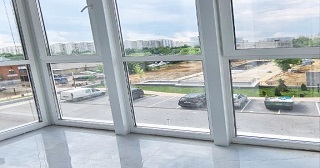 Панорамное остекление балкона Усолье-Сибирское цена от 11 тыс. руб. м/п.