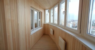 Отделка, остекление, утепление балконов в Усолье-Сибирском от 208 руб. м/2.